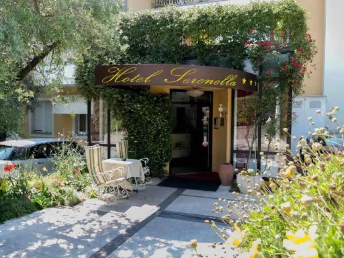 Hotel Serenella