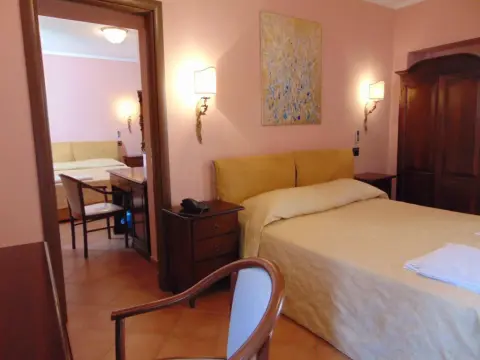 Hotel Sgroi - Photo 3