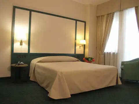 Hotel Smeraldo - Photo 3