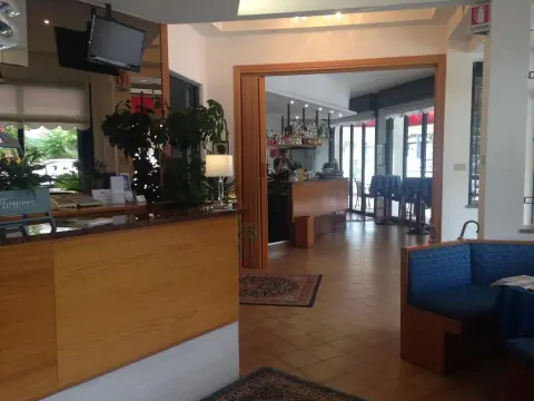 Hotel Stoccarda - Photo 1