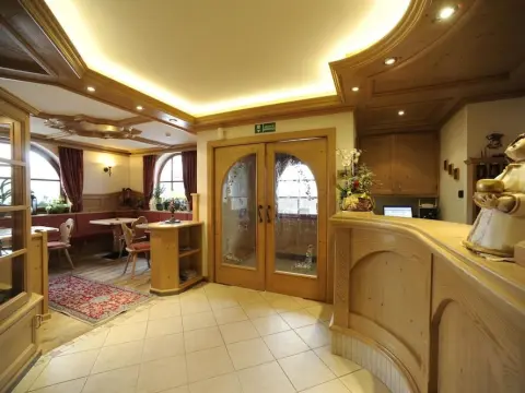 Hotel Tirol Natural Idyll - Photo 2