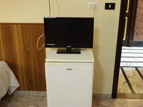 Hotel Touring - Photo 3