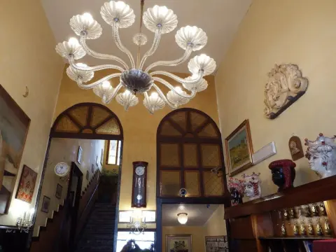 Hotel Touring - Photo 2