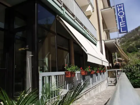 Hotel Ventolosa - Photo 1