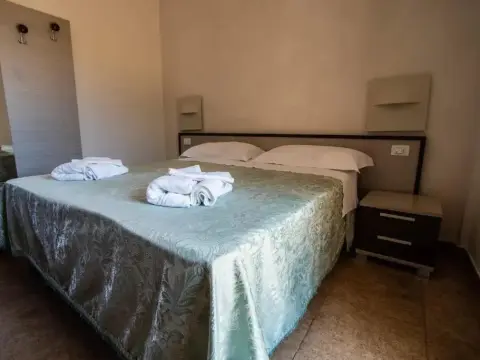 Hotel Vicario - Photo 2