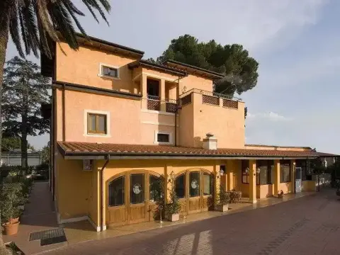 Hotel Villa Plauzi - Photo 2