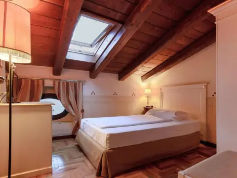 Hotel Villa Policreti - Photo 2