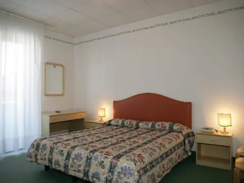 Hotel Villa Rosa - Photo 4