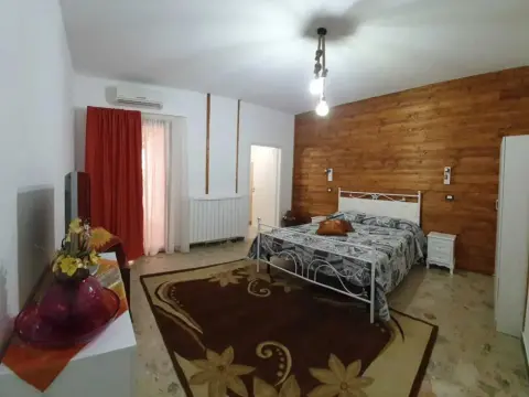 I due Leoni bed and breakfast - Photo 1