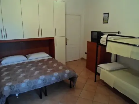 Il Volto Del Lago Rooms and Apartments - Photo 2