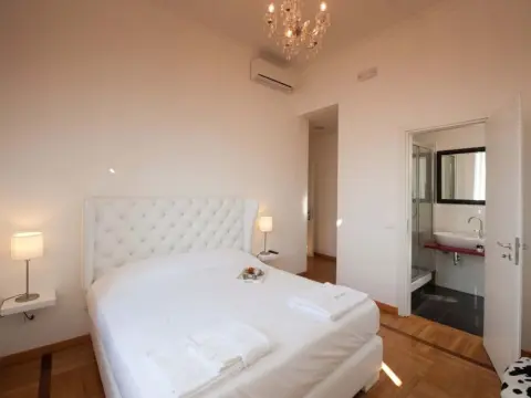 Imperia Suite - Photo 1