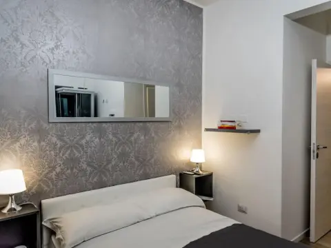 Inside Roma Rooms - фото 2