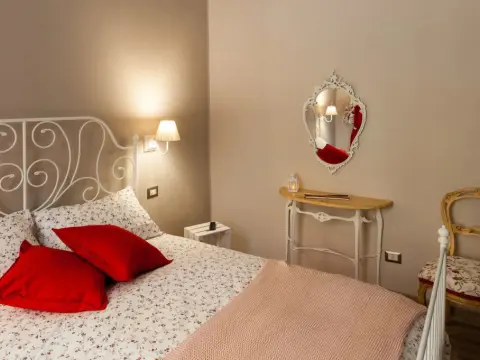 Isabel Guest House - Photo 2