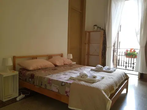 Jonathan Hostel & GuestHouse - Photo 3