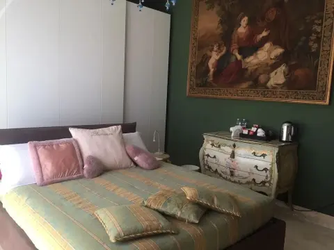 Joy Bed and Breakfast - Photo 2