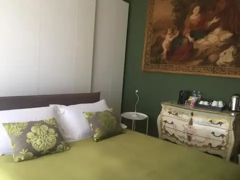 Joy Bed and Breakfast - Photo 3