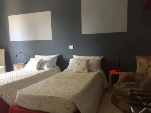 Joy Bed and Breakfast - Photo 4