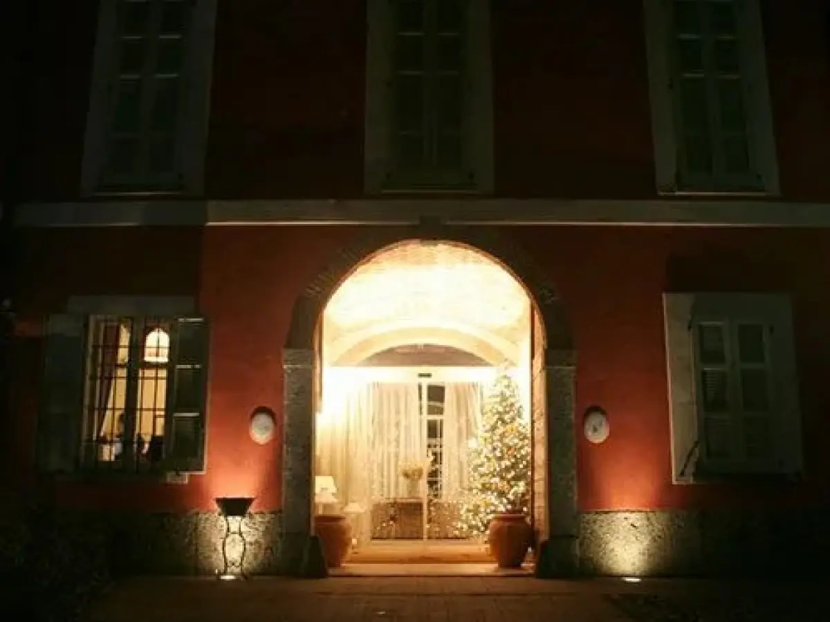 La California Relais