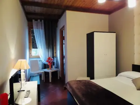 La LocAnna - Photo 3