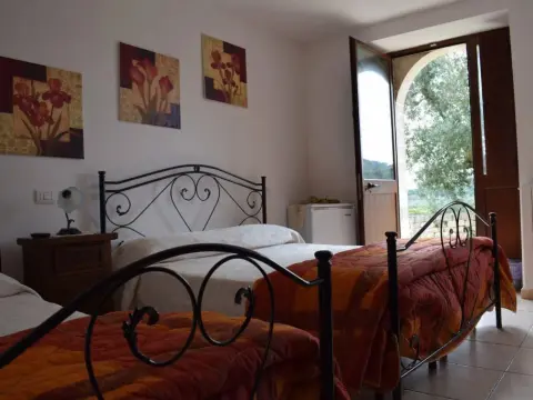 La Piana degli Ulivi - Photo 2