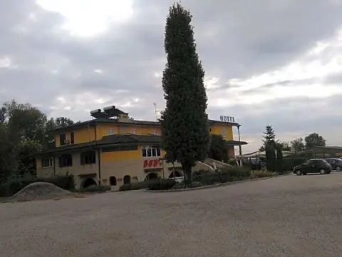 La Quercia Hotel - Photo 3
