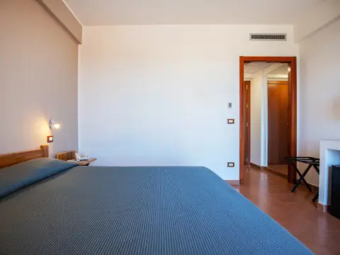 La Terra dei Sogni Country Hotel - Photo 3