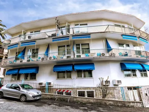 La Vela hotel - Photo 1