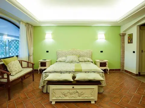 La Vignola Country Hotel - Photo 2