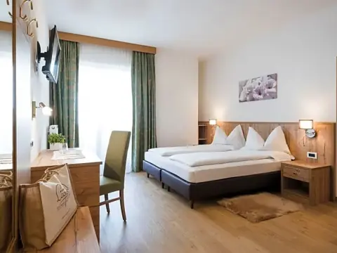 Laguscei Dolomites Mountain Hotel - Photo 2