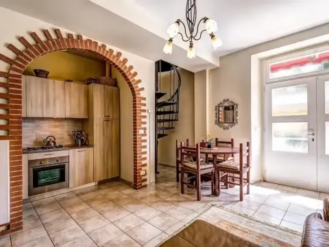 Lake Como Beach Resort and Villas - Photo 3