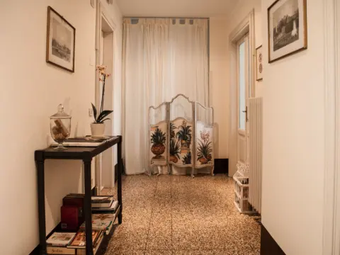 Le Flaneur Bed and Breakfast - Photo 2