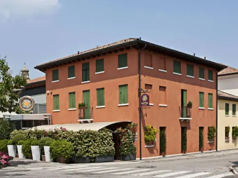 Locanda Al Sole - Photo 1