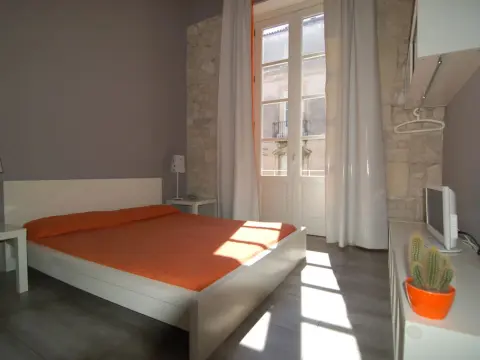 LoL Hostel Siracusa - Photo 4