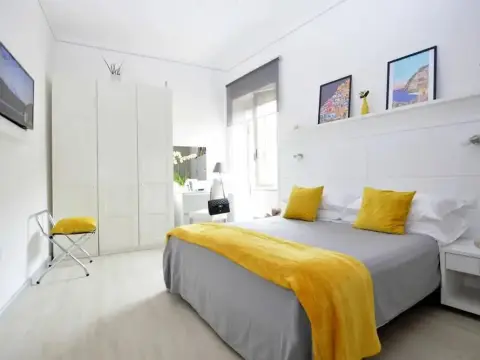 Lovely 3-bed House in Sorrento for Families - Foto 2