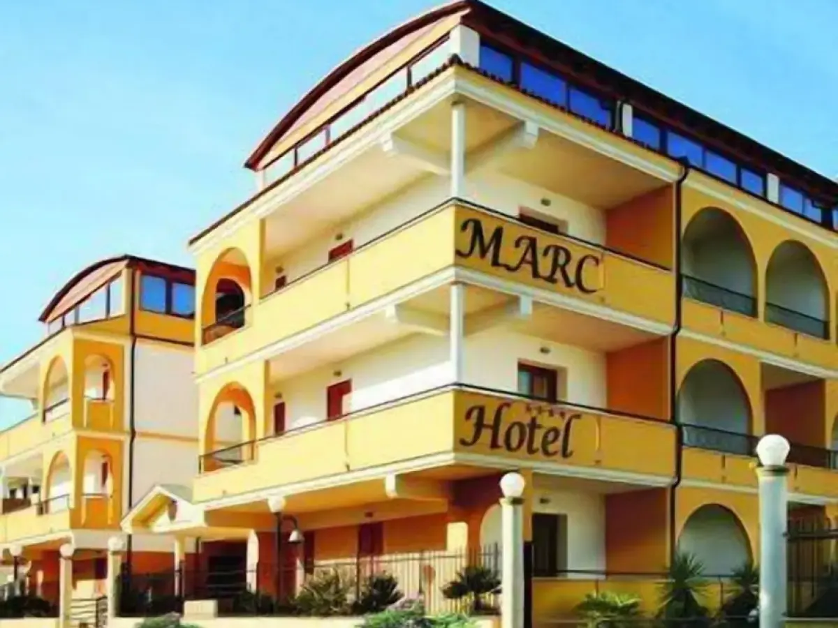 Marc Hotel