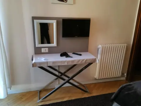 Megaride Guest House - Photo 3