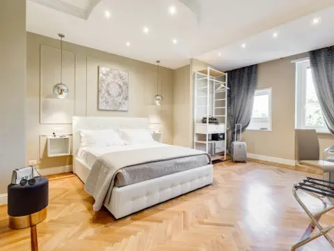 Mellini Palace Suites - Photo 4