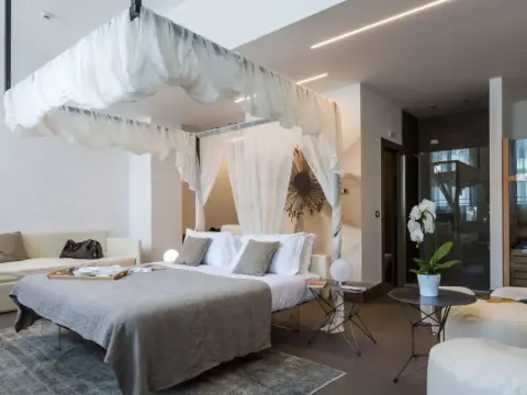 Mercatovecchio Luxury Suites - Photo 4