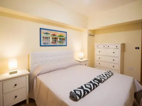 MIlly House - Photo 2