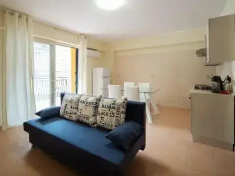 MIlly House - Photo 4