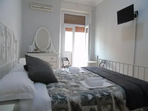 MJ Roma San Pietro Guesthouse - Photo 4