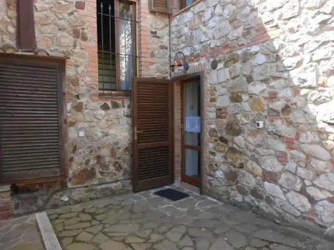 Mulino Di Mezzo - Photo 1