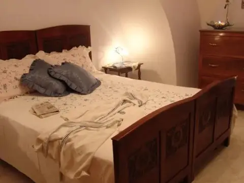 My Charming House - Photo 2