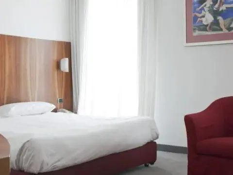 NH Vicenza - Photo 4