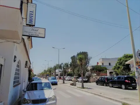 Noto Marina Beach - Photo 4