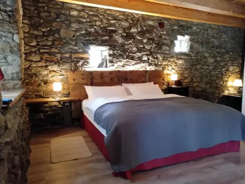 Nuit a Pleiney - Foto 1