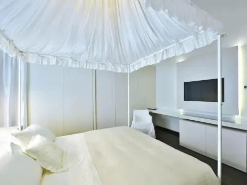 Romano House Hotel - Photo 4
