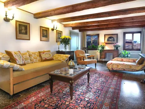 Palazzetto Da Schio - Photo 3