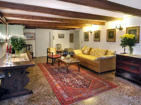 Palazzetto Da Schio - Photo 2