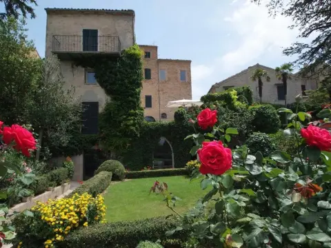 Palazzo Dalla Casapiccola - Photo 1